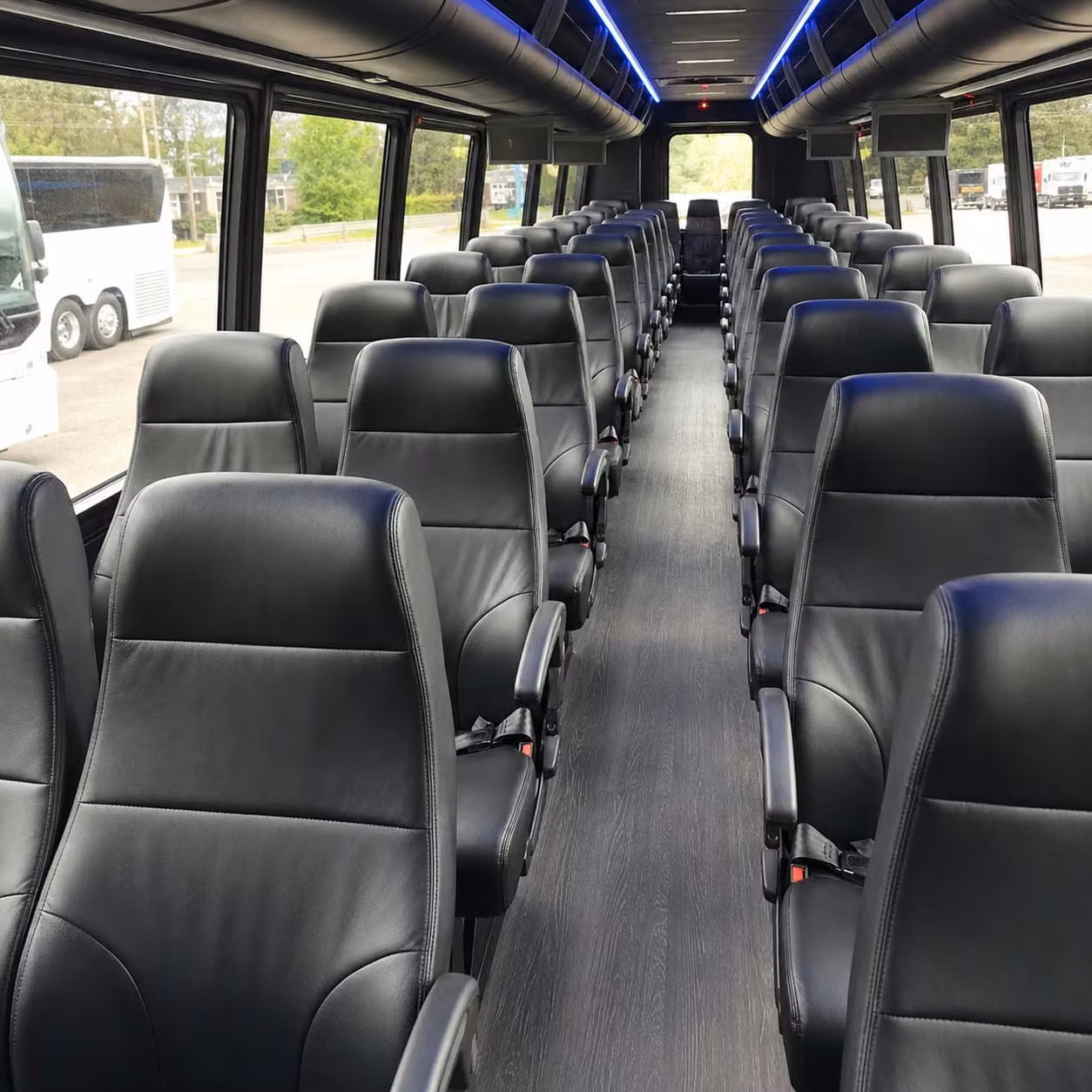 manteca 28 passenger minibus rental