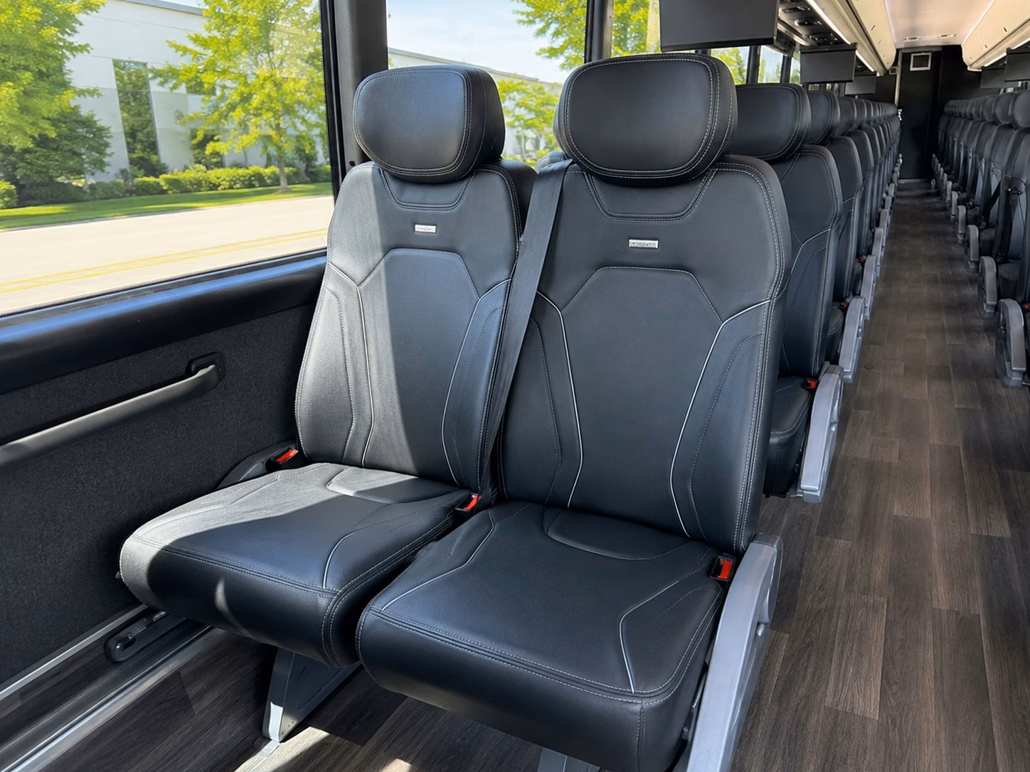 minibus rentals for youth and travel sports teams in manteca